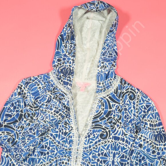 Lilly Pulitzer Harmon Pullover Hoodie Womens S Blue UPF 50+ Taverna Tile - Picture 1 of 6